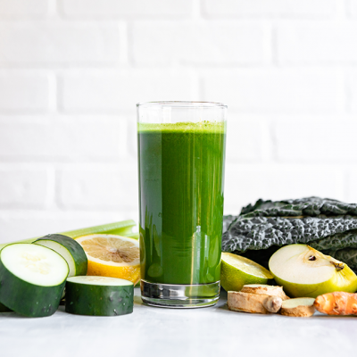 Juicing Versus Smoothies — Do They Fit into a Glow15 Lifestyle?
