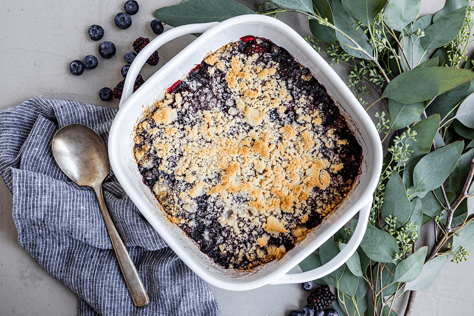 GoodFats: Berry Crisp