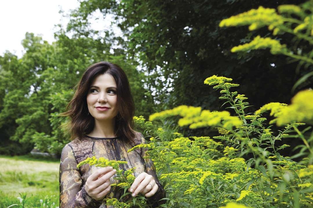 5 Ways To Feel More Connected & Inspired By The Deeper World Around You