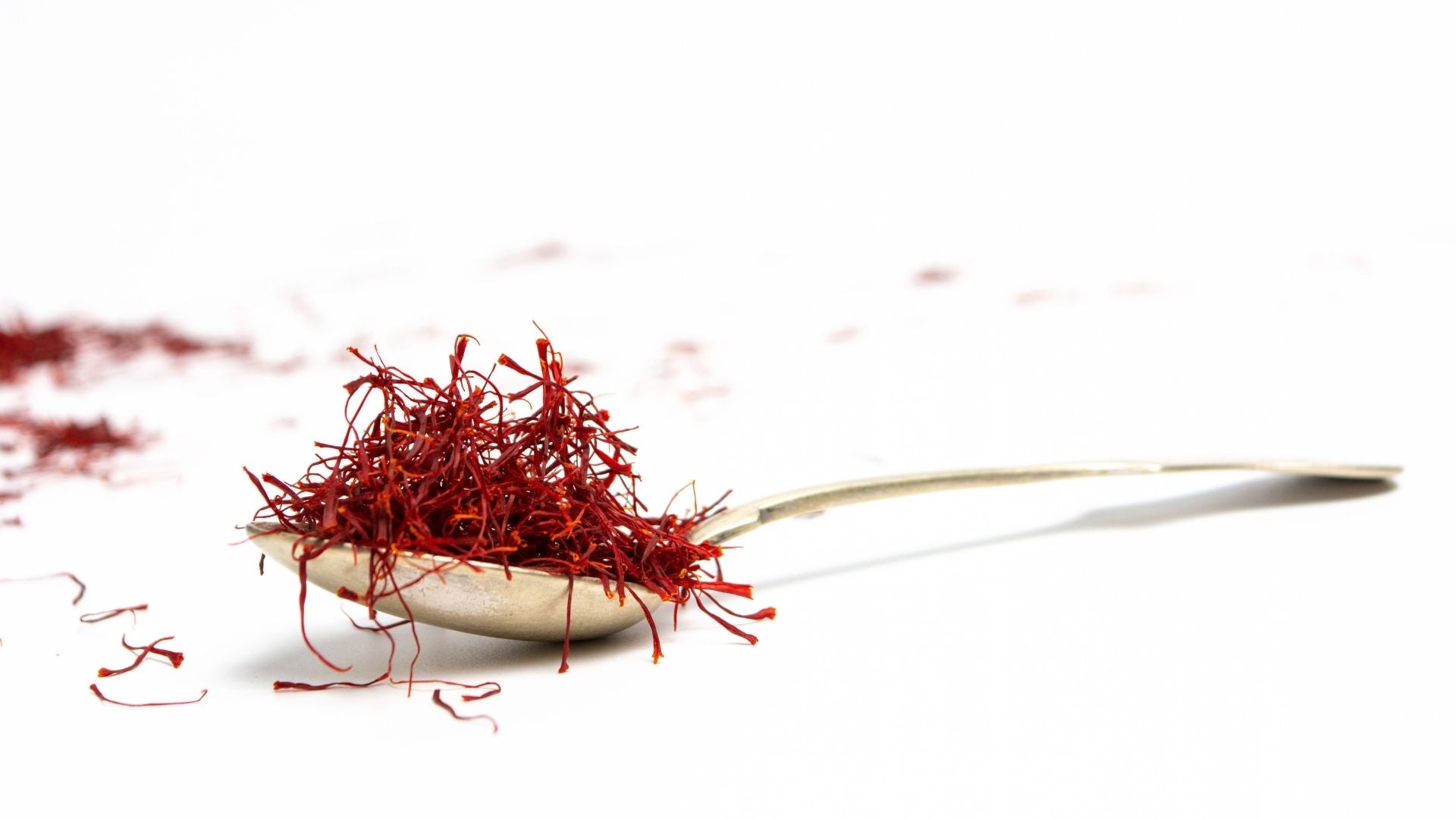 Saffron benefits - Naomiw