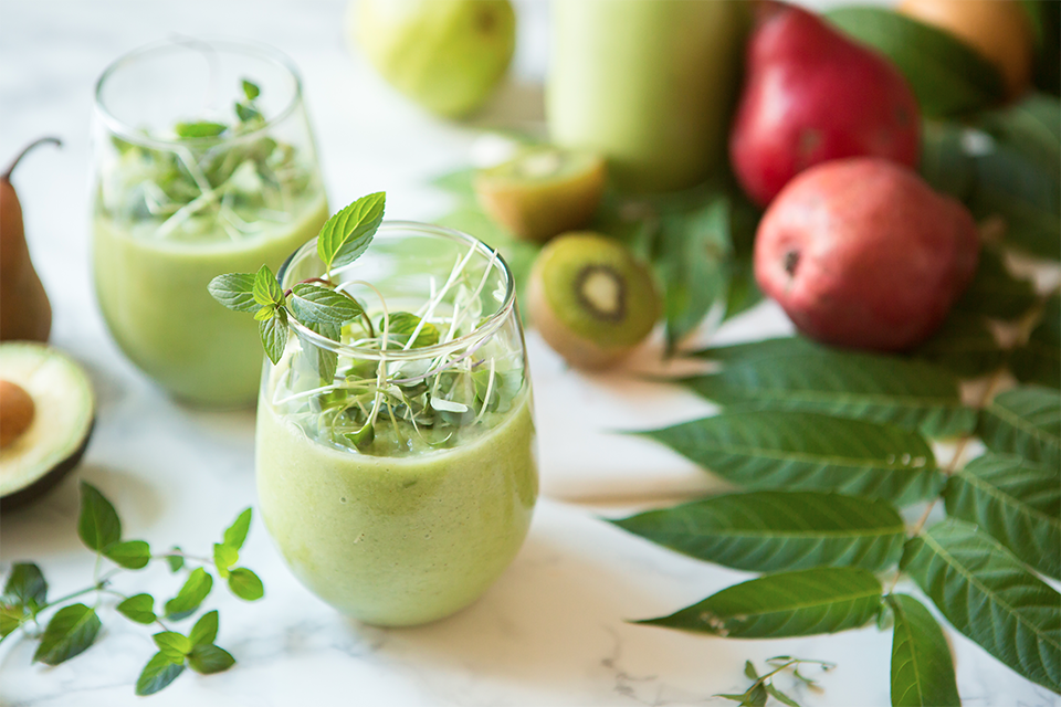 Creamy MCT: Supercharged Green Smoothie